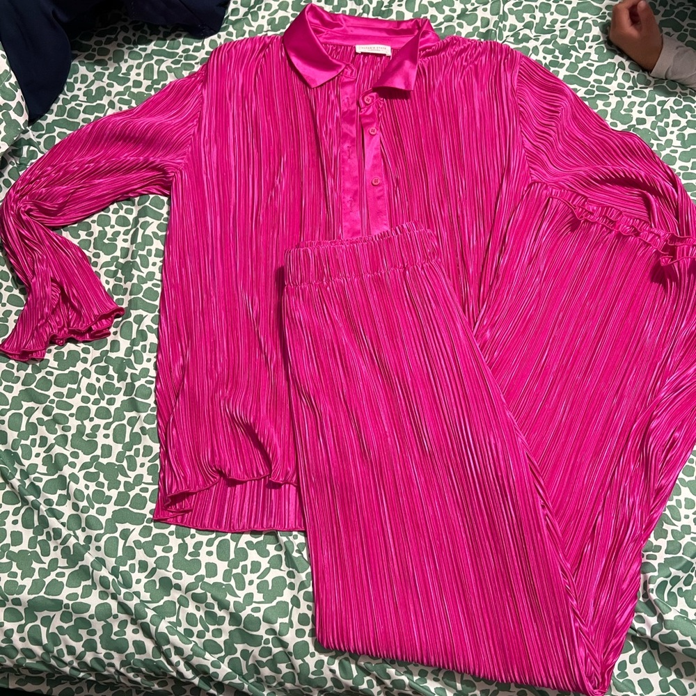 Vibrant Pink Pleated set